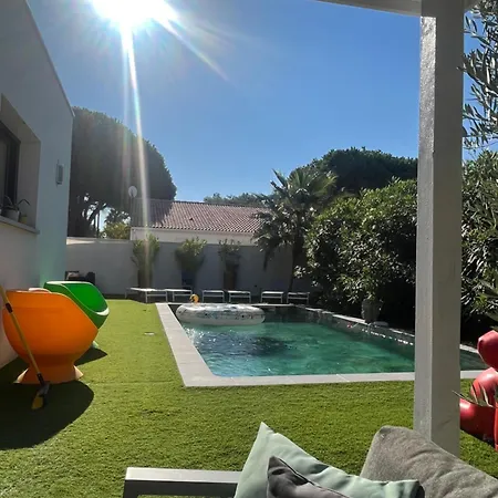 Cap'nomad Nomade Patio Piscine Alojamento de Acomodação e Pequeno-almoço 3*